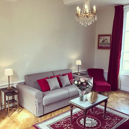Le Tardif, Noble 4*