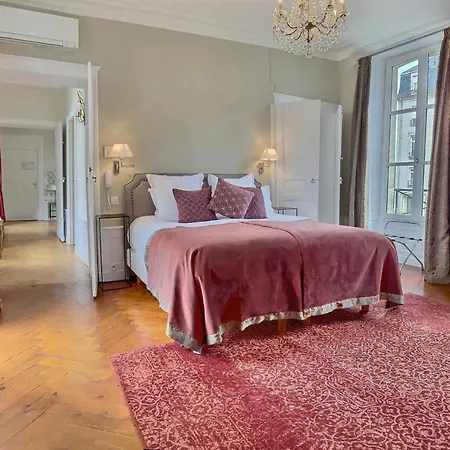 Le Tardif, Noble 4*