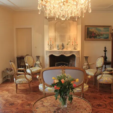 Le Tardif, Noble בית הארחה