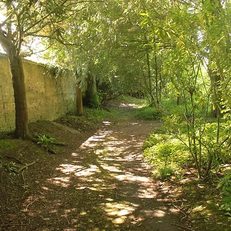 Le Tardif, Noble בית הארחה