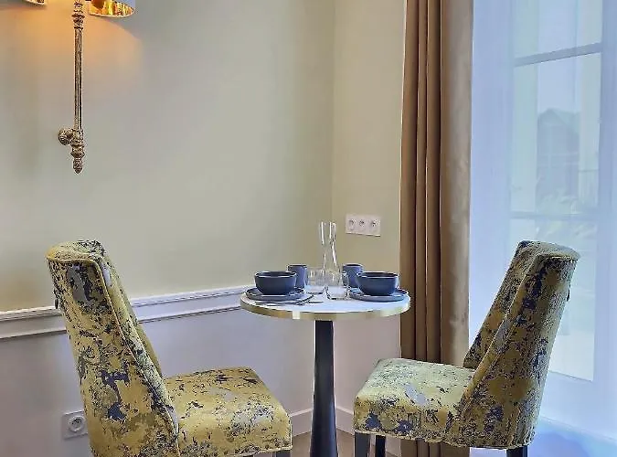 בית הארחה Le Tardif, Noble באיו