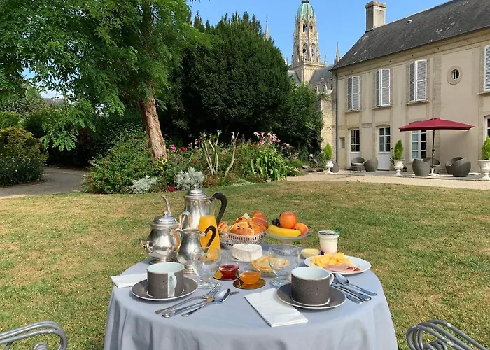 Le Tardif, Noble Bayeux